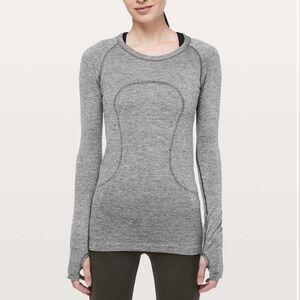 Lululemon Rare Swiftly Tech Long Sleeve Crew *Sparkle Black/White/Silver size 8